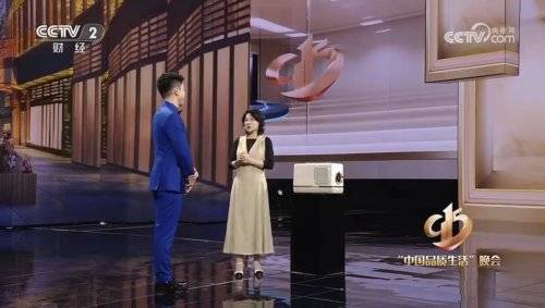 五位数短号服务专线+十年免费包修凯发格力开启服务双王炸：行业首个(图3)